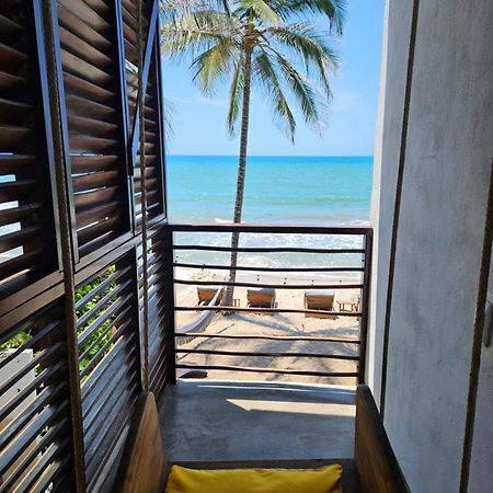 Makao Beach Hotel Palomino Exteriör bild