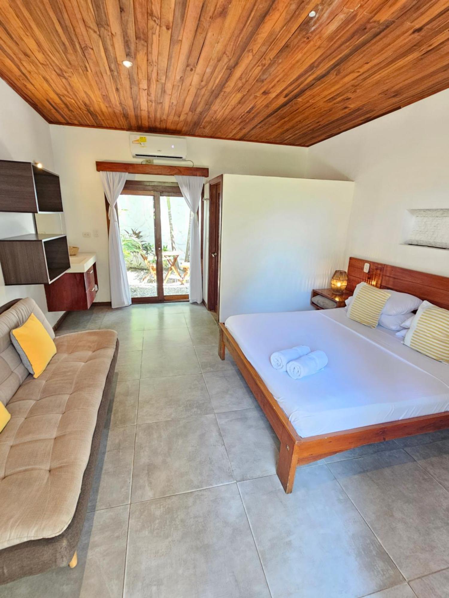 Makao Beach Hotel Palomino Rum bild