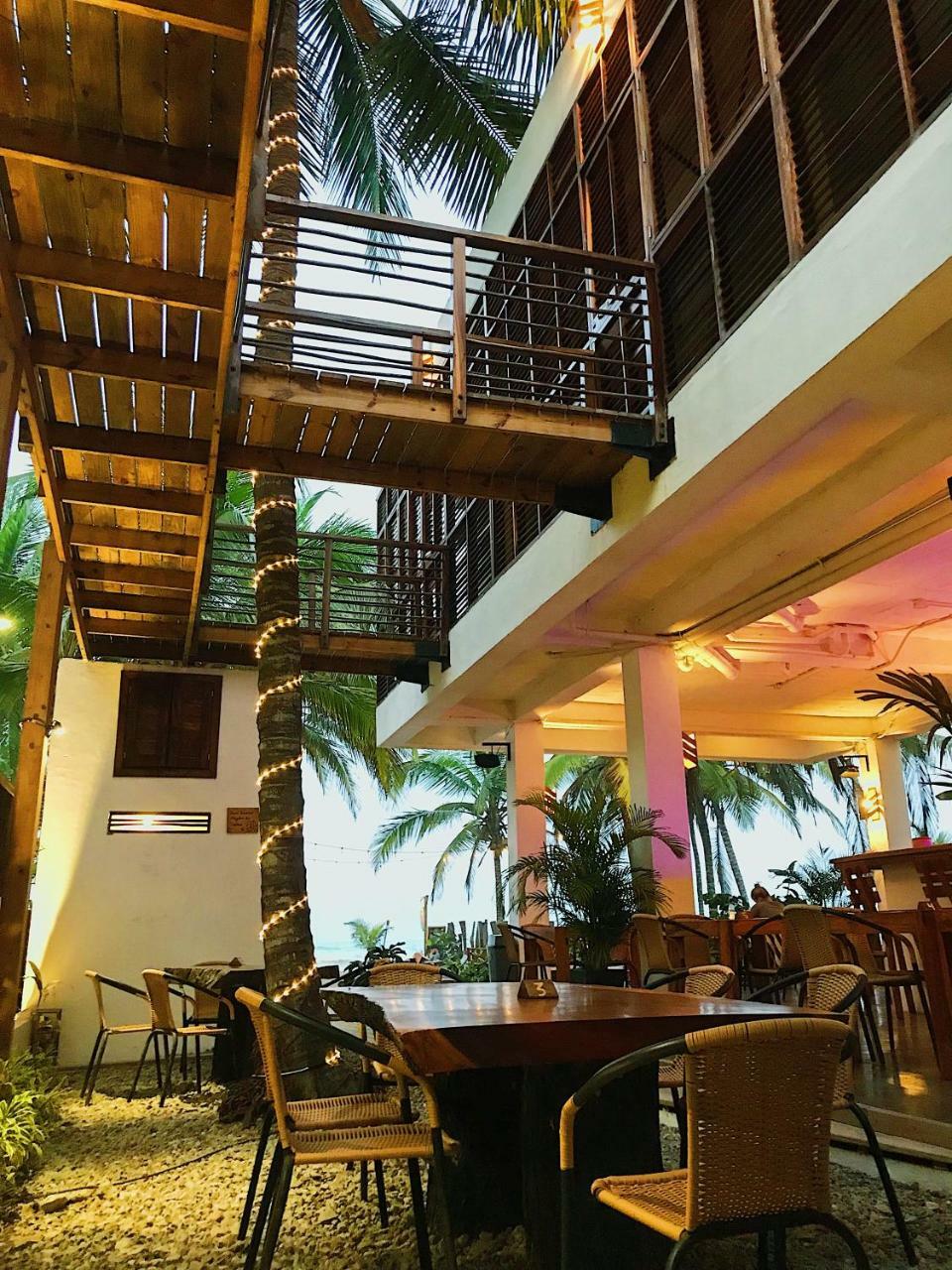 Makao Beach Hotel Palomino Exteriör bild
